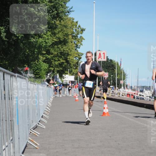 17.08.2025 - KN Förde Triathlon 2025 KatJ http://msf.ph/oto/8600611 17.08.2025 13:41:44 Laufen 453 meine-sportfotos.de