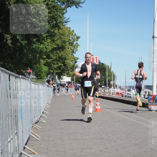 17.08.2025 - KN Förde Triathlon 2025 KatJ http://msf.ph/oto/8600620 17.08.2025 13:41:45 Laufen 453 meine-sportfotos.de