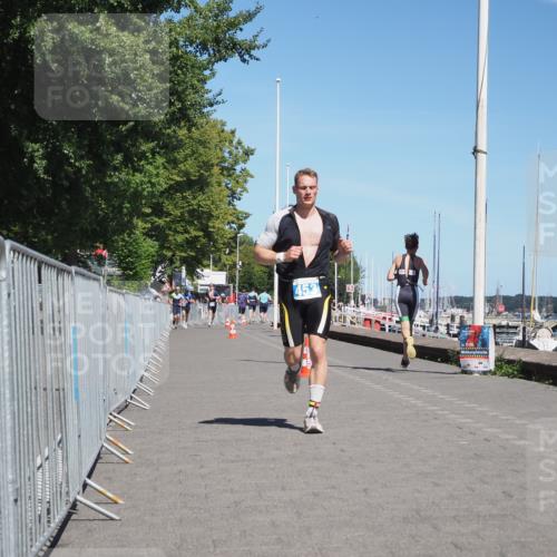 17.08.2025 - KN Förde Triathlon 2025 KatJ http://msf.ph/oto/8600650 17.08.2025 13:41:45 Laufen 453 meine-sportfotos.de