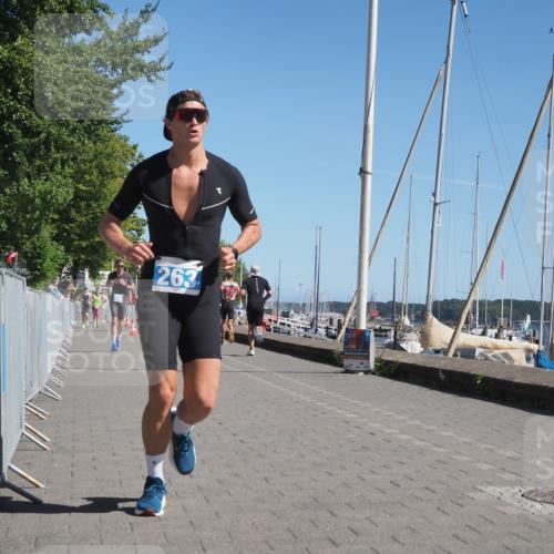 17.08.2025 - KN Förde Triathlon 2025 KatJ http://msf.ph/oto/8600657 17.08.2025 11:52:46 Laufen 263, 324 meine-sportfotos.de