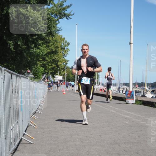 17.08.2025 - KN Förde Triathlon 2025 KatJ http://msf.ph/oto/8600664 17.08.2025 13:41:46 Laufen 453 meine-sportfotos.de