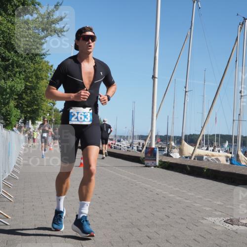 17.08.2025 - KN Förde Triathlon 2025 KatJ http://msf.ph/oto/8600665 17.08.2025 11:52:46 Laufen 263, 324 meine-sportfotos.de