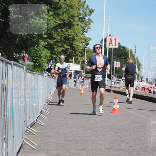 17.08.2025 - KN Förde Triathlon 2025 KatJ http://msf.ph/oto/8600705 17.08.2025 13:41:57 Laufen 454, 477, 546 meine-sportfotos.de
