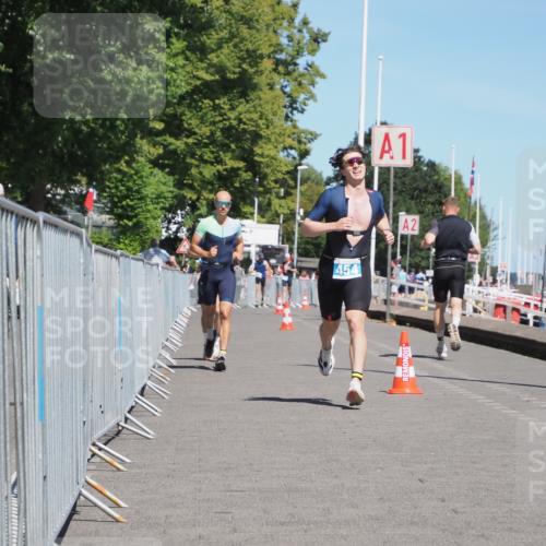 17.08.2025 - KN Förde Triathlon 2025 KatJ http://msf.ph/oto/8600710 17.08.2025 13:41:57 Laufen 454, 477, 546 meine-sportfotos.de
