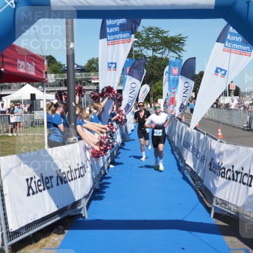 17.08.2025 - KN Förde Triathlon 2025 MichiJ http://msf.ph/oto/8600743 17.08.2025 14:05:58 Laufen 517, 527 meine-sportfotos.de