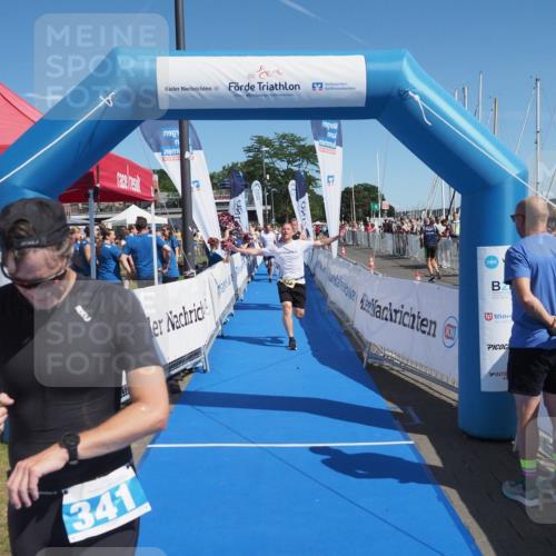 17.08.2025 - KN Förde Triathlon 2025 MichiJ http://msf.ph/oto/8600744 17.08.2025 12:16:33 Laufen 327, 341, 632 meine-sportfotos.de