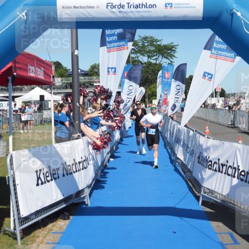 17.08.2025 - KN Förde Triathlon 2025 MichiJ http://msf.ph/oto/8600748 17.08.2025 14:05:58 Laufen 517, 527 meine-sportfotos.de