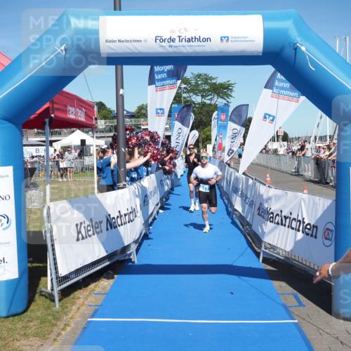 17.08.2025 - KN Förde Triathlon 2025 MichiJ http://msf.ph/oto/8600765 17.08.2025 14:05:58 Laufen 517, 527 meine-sportfotos.de