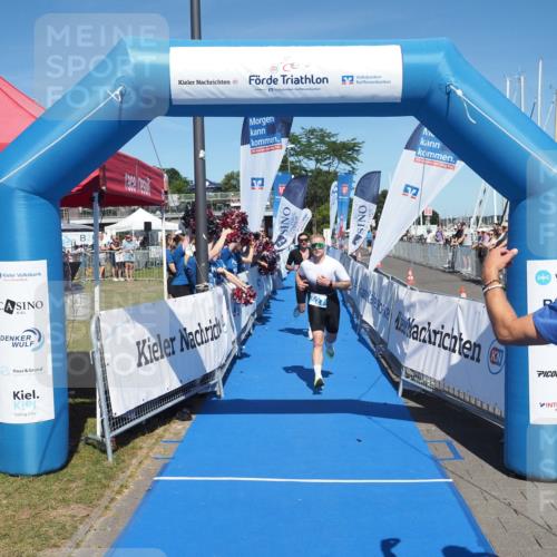 17.08.2025 - KN Förde Triathlon 2025 MichiJ http://msf.ph/oto/8600787 17.08.2025 14:05:59 Laufen 517, 527 meine-sportfotos.de