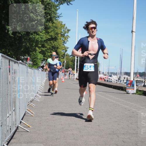 17.08.2025 - KN Förde Triathlon 2025 KatJ http://msf.ph/oto/8600796 17.08.2025 13:41:59 Laufen 454, 477, 546 meine-sportfotos.de