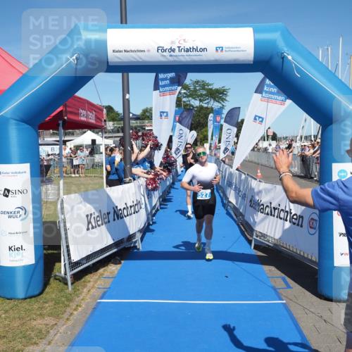 17.08.2025 - KN Förde Triathlon 2025 MichiJ http://msf.ph/oto/8600797 17.08.2025 14:05:59 Laufen 517, 527 meine-sportfotos.de