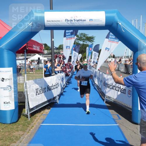 17.08.2025 - KN Förde Triathlon 2025 MichiJ http://msf.ph/oto/8600801 17.08.2025 14:05:59 Laufen 517, 527 meine-sportfotos.de