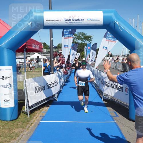 17.08.2025 - KN Förde Triathlon 2025 MichiJ http://msf.ph/oto/8600807 17.08.2025 14:05:59 Laufen 517, 527 meine-sportfotos.de