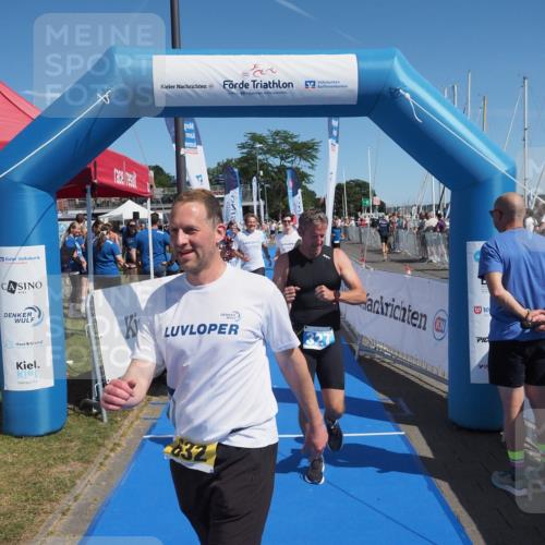 17.08.2025 - KN Förde Triathlon 2025 MichiJ http://msf.ph/oto/8600817 17.08.2025 12:16:36 Laufen 327, 341, 632 meine-sportfotos.de