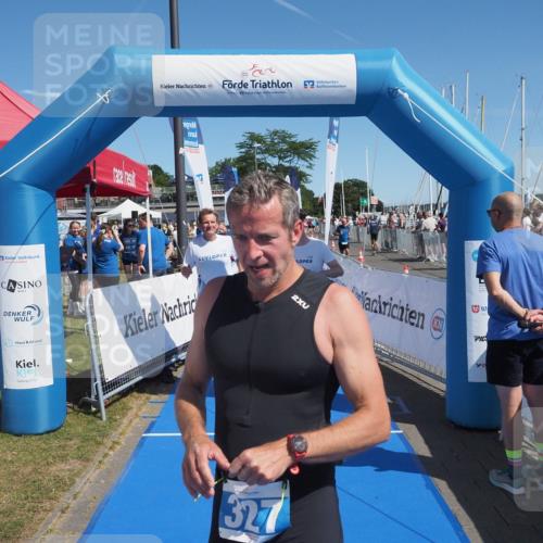 17.08.2025 - KN Förde Triathlon 2025 MichiJ http://msf.ph/oto/8600844 17.08.2025 12:16:37 Laufen 327, 341, 632 meine-sportfotos.de