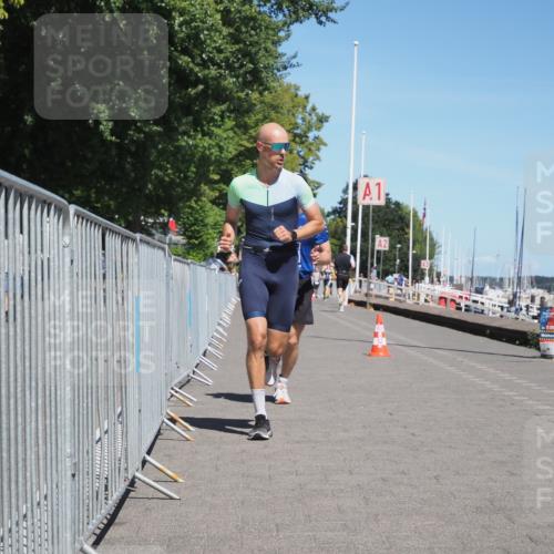 17.08.2025 - KN Förde Triathlon 2025 KatJ http://msf.ph/oto/8600848 17.08.2025 13:42:02 Laufen 454, 477, 546 meine-sportfotos.de