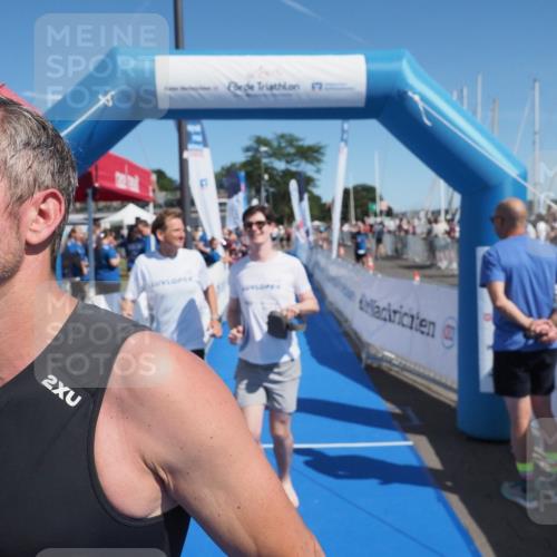 17.08.2025 - KN Förde Triathlon 2025 MichiJ http://msf.ph/oto/8600874 17.08.2025 12:16:38 Laufen 327, 632 meine-sportfotos.de