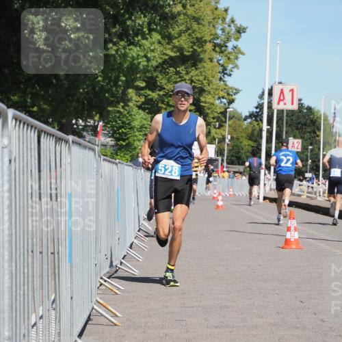17.08.2025 - KN Förde Triathlon 2025 KatJ http://msf.ph/oto/8600916 17.08.2025 13:42:14 Laufen 425, 513, 528 meine-sportfotos.de