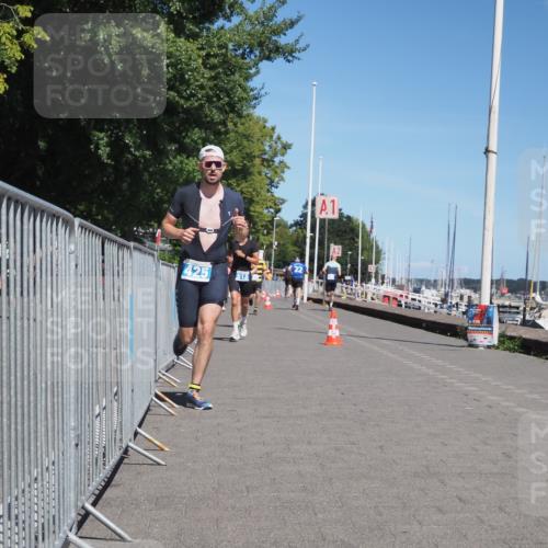 17.08.2025 - KN Förde Triathlon 2025 KatJ http://msf.ph/oto/8600977 17.08.2025 13:42:18 Laufen 425, 470, 512, 513, 528 meine-sportfotos.de