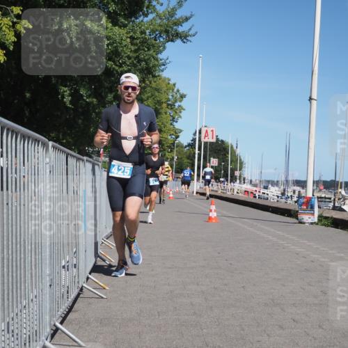17.08.2025 - KN Förde Triathlon 2025 KatJ http://msf.ph/oto/8600992 17.08.2025 13:42:18 Laufen 425, 470, 512, 513, 528 meine-sportfotos.de