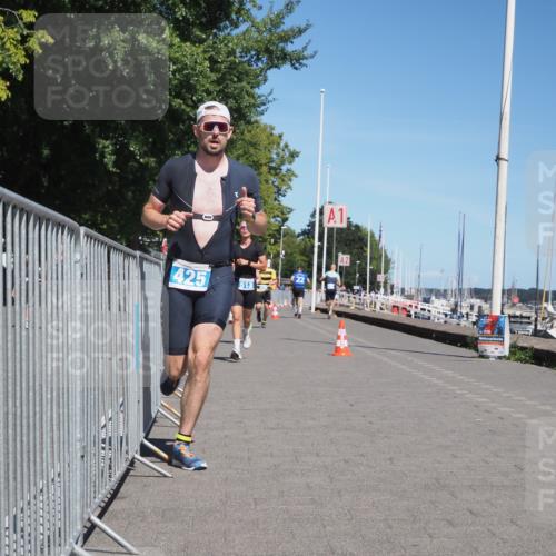 17.08.2025 - KN Förde Triathlon 2025 KatJ http://msf.ph/oto/8600999 17.08.2025 13:42:19 Laufen 425, 470, 512, 513, 528 meine-sportfotos.de