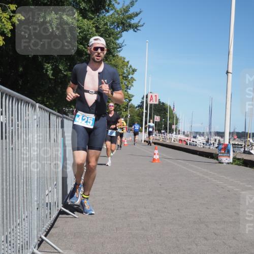 17.08.2025 - KN Förde Triathlon 2025 KatJ http://msf.ph/oto/8601003 17.08.2025 13:42:19 Laufen 425, 470, 512, 513, 528 meine-sportfotos.de