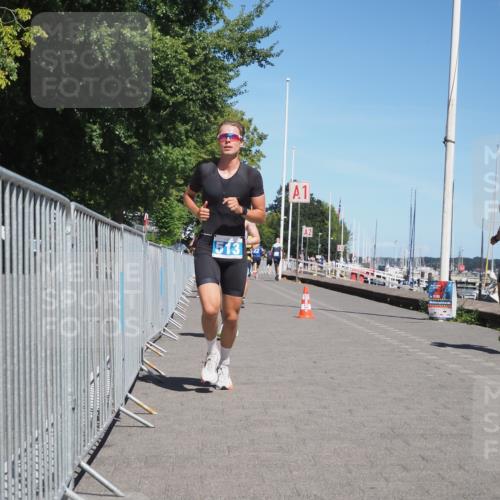 17.08.2025 - KN Förde Triathlon 2025 KatJ http://msf.ph/oto/8601041 17.08.2025 13:42:21 Laufen 425, 470, 511, 512, 513 meine-sportfotos.de