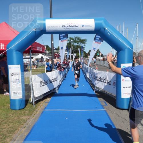 17.08.2025 - KN Förde Triathlon 2025 MichiJ http://msf.ph/oto/8601077 17.08.2025 14:06:59 Laufen 542 meine-sportfotos.de