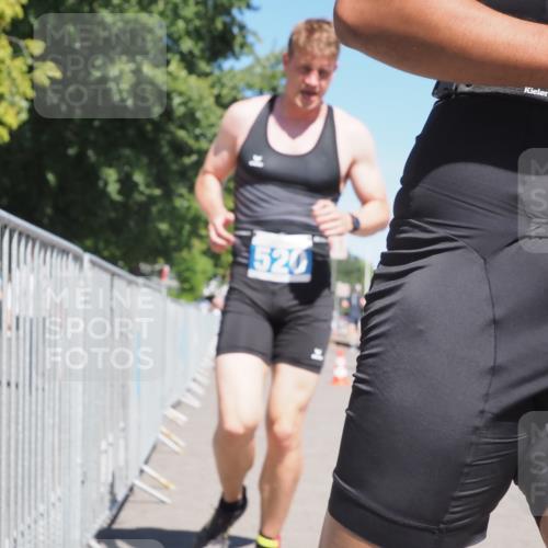 17.08.2025 - KN Förde Triathlon 2025 KatJ http://msf.ph/oto/8601161 17.08.2025 13:42:31 Laufen 426, 511, 517, 520 meine-sportfotos.de