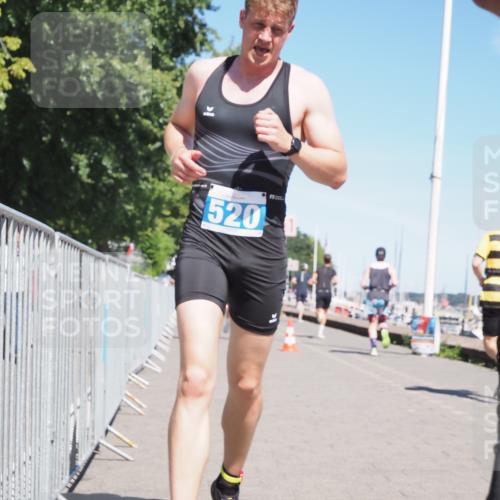 17.08.2025 - KN Förde Triathlon 2025 KatJ http://msf.ph/oto/8601164 17.08.2025 13:42:31 Laufen 426, 511, 517, 520 meine-sportfotos.de