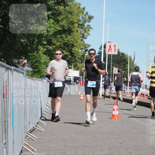 17.08.2025 - KN Förde Triathlon 2025 KatJ http://msf.ph/oto/8601166 17.08.2025 13:42:34 Laufen 426, 517, 520 meine-sportfotos.de