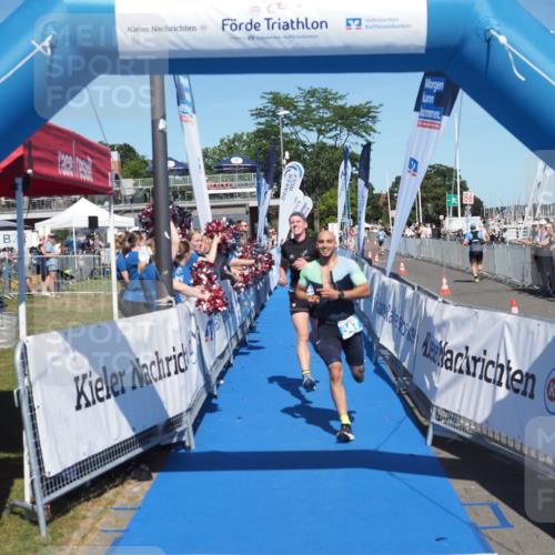 17.08.2025 - KN Förde Triathlon 2025 MichiJ http://msf.ph/oto/8601190 17.08.2025 14:07:08 Laufen 484, 547 meine-sportfotos.de