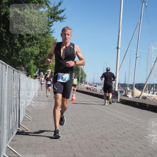 17.08.2025 - KN Förde Triathlon 2025 KatJ http://msf.ph/oto/8601197 17.08.2025 11:53:23 Laufen 265, 283, 327, 341, 379, 638 meine-sportfotos.de