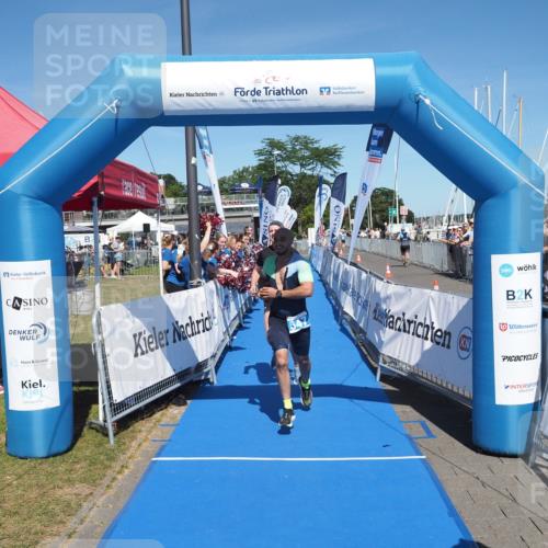 17.08.2025 - KN Förde Triathlon 2025 MichiJ http://msf.ph/oto/8601204 17.08.2025 14:07:09 Laufen 484, 547 meine-sportfotos.de