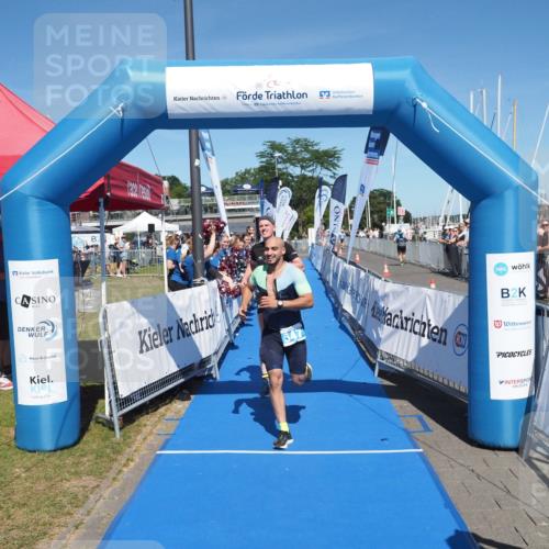 17.08.2025 - KN Förde Triathlon 2025 MichiJ http://msf.ph/oto/8601208 17.08.2025 14:07:09 Laufen 484, 547 meine-sportfotos.de