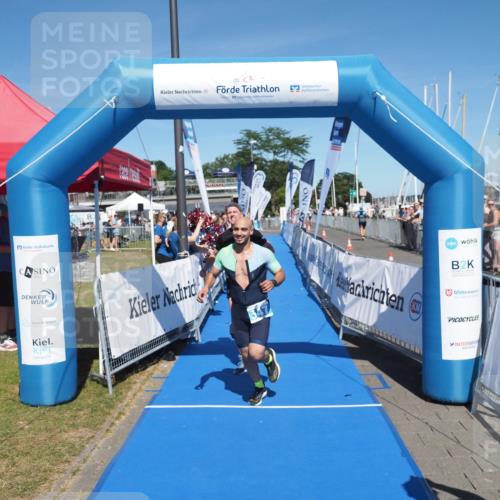 17.08.2025 - KN Förde Triathlon 2025 MichiJ http://msf.ph/oto/8601211 17.08.2025 14:07:09 Laufen 484, 547 meine-sportfotos.de