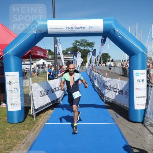 17.08.2025 - KN Förde Triathlon 2025 MichiJ http://msf.ph/oto/8601213 17.08.2025 14:07:09 Laufen 484, 547 meine-sportfotos.de