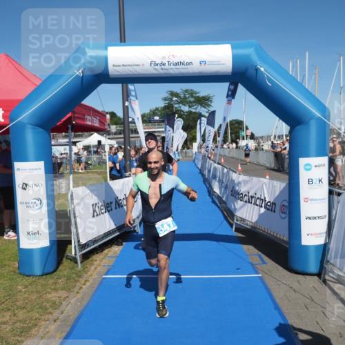 17.08.2025 - KN Förde Triathlon 2025 MichiJ http://msf.ph/oto/8601216 17.08.2025 14:07:09 Laufen 484, 547 meine-sportfotos.de