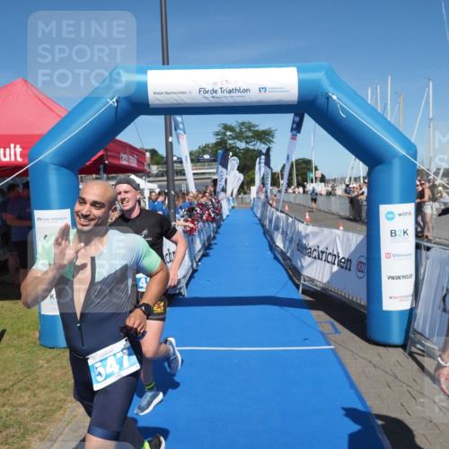 17.08.2025 - KN Förde Triathlon 2025 MichiJ http://msf.ph/oto/8601231 17.08.2025 14:07:10 Laufen 484, 547 meine-sportfotos.de