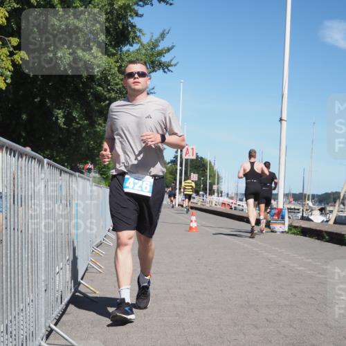 17.08.2025 - KN Förde Triathlon 2025 KatJ http://msf.ph/oto/8601234 17.08.2025 13:42:39 Laufen 426, 439, 517 meine-sportfotos.de