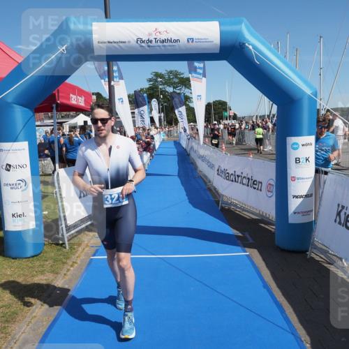 17.08.2025 - KN Förde Triathlon 2025 MichiJ http://msf.ph/oto/8601235 17.08.2025 12:17:08 Laufen 328 meine-sportfotos.de