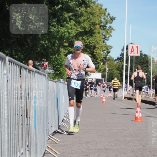 17.08.2025 - KN Förde Triathlon 2025 KatJ http://msf.ph/oto/8601240 17.08.2025 13:42:43 Laufen 439 meine-sportfotos.de