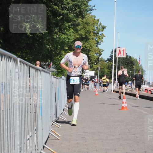 17.08.2025 - KN Förde Triathlon 2025 KatJ http://msf.ph/oto/8601249 17.08.2025 13:42:44 Laufen 439 meine-sportfotos.de