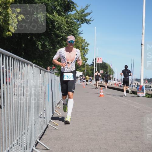 17.08.2025 - KN Förde Triathlon 2025 KatJ http://msf.ph/oto/8601278 17.08.2025 13:42:45 Laufen 439 meine-sportfotos.de