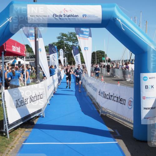 17.08.2025 - KN Förde Triathlon 2025 MichiJ http://msf.ph/oto/8601292 17.08.2025 12:17:53 Laufen 330, 370 meine-sportfotos.de
