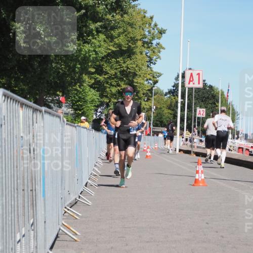 17.08.2025 - KN Förde Triathlon 2025 KatJ http://msf.ph/oto/8601301 17.08.2025 13:42:56 Laufen 427, 494, 498 meine-sportfotos.de