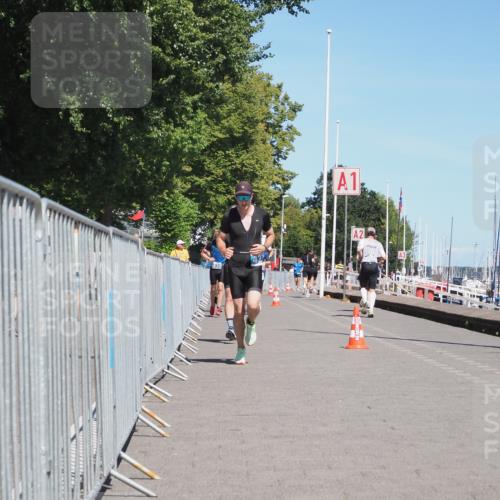 17.08.2025 - KN Förde Triathlon 2025 KatJ http://msf.ph/oto/8601317 17.08.2025 13:42:57 Laufen 420, 427, 494, 498 meine-sportfotos.de