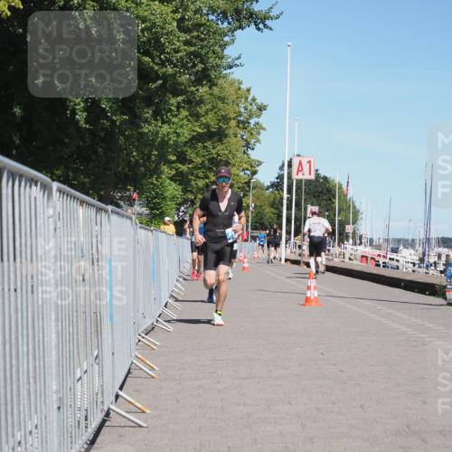 17.08.2025 - KN Förde Triathlon 2025 KatJ http://msf.ph/oto/8601324 17.08.2025 13:42:57 Laufen 420, 427, 494, 498 meine-sportfotos.de