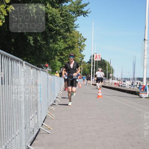 17.08.2025 - KN Förde Triathlon 2025 KatJ http://msf.ph/oto/8601338 17.08.2025 13:42:58 Laufen 420, 427, 430, 494, 498 meine-sportfotos.de