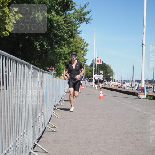 17.08.2025 - KN Förde Triathlon 2025 KatJ http://msf.ph/oto/8601359 17.08.2025 13:42:58 Laufen 420, 427, 430, 494, 498 meine-sportfotos.de